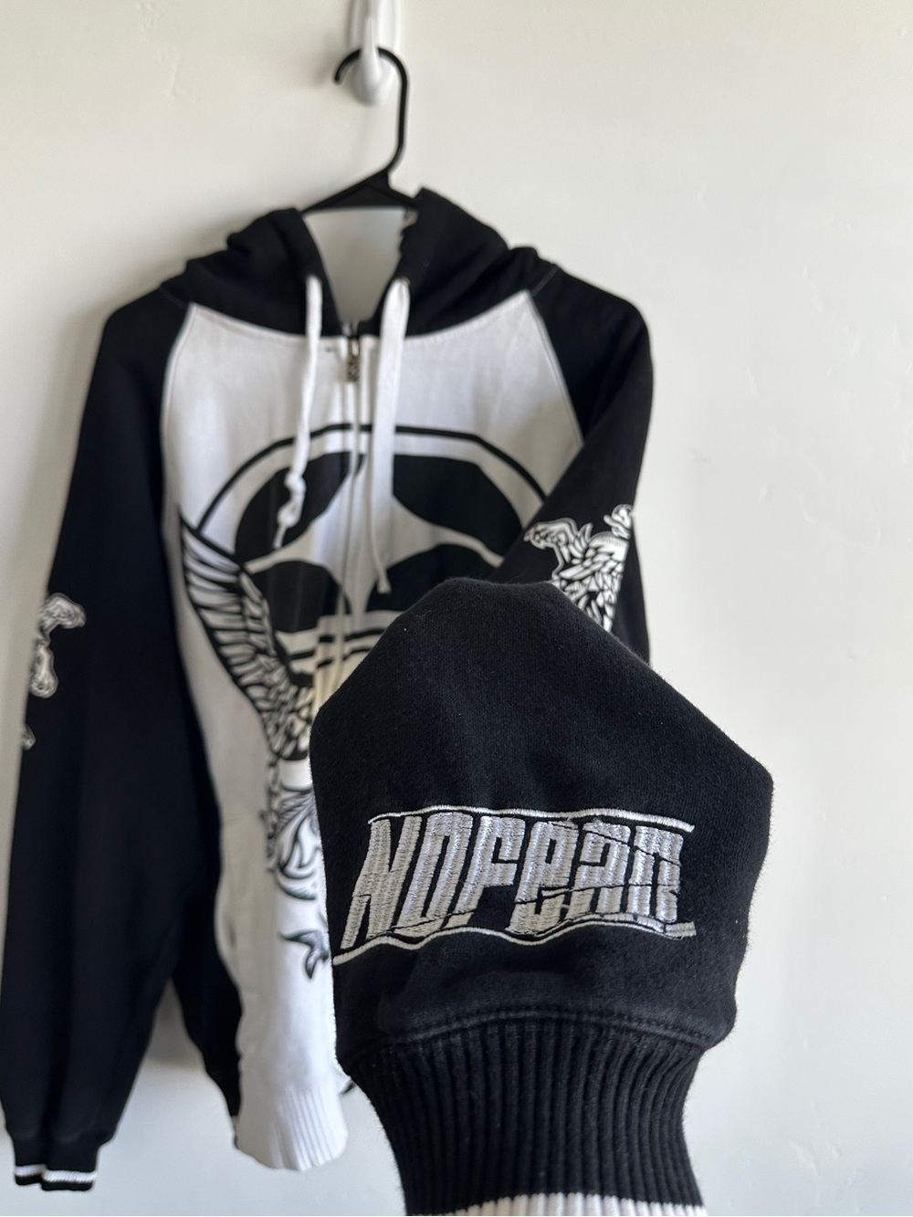 No Fear Y2K Full Zip Hoodie Black White Skull Wings Graphic Grunge Size Large - Picture 3 of 10